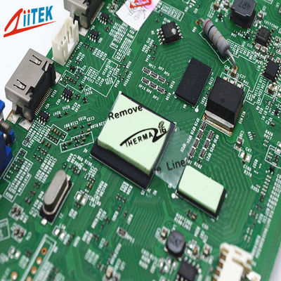 파퓰러는  RDRAM 기억장치 모듈에 대한 방열 효과를  저항하는 1.5W/MK CPU 써멀 패드를 제조했습니다